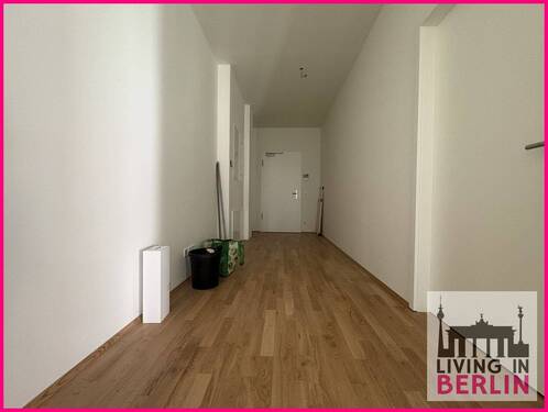 Flur - 2 Zimmer Etagenwohnung zur Miete in Berlin