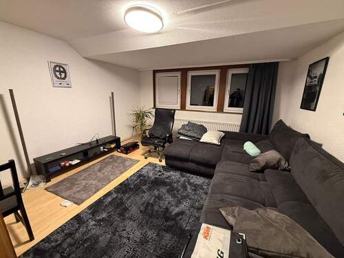 Wohnen / Essen - 3 Zimmer Etagenwohnung zur Miete in Neustadt an der Aisch