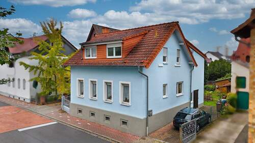 Drohne 2 - 6 Zimmer Mehrfamilienhaus, Wohnhaus in Bruchköbel