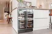 Eingebauter Weinkühler - 
