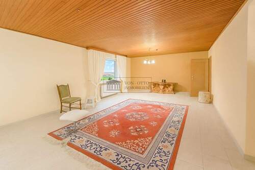 Wohnzimmer - Mehrfamilienhaus, Wohnhaus mit 165,30 m&sup2; in Geesthacht zum Kaufen