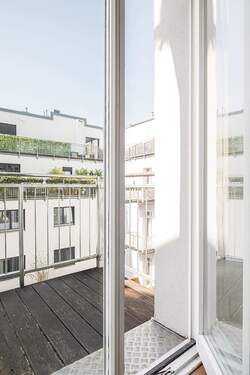 Balkon - 3 Zimmer Etagenwohnung zum Kaufen in Berlin