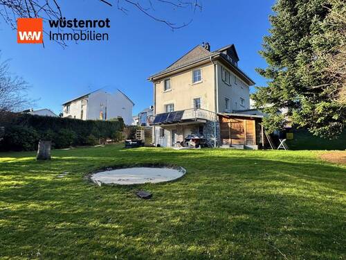 Außen - 5 Zimmer Einfamilienhaus zum Kaufen in Breitscheid