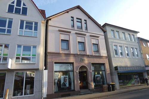 Bild 4 - Mehrfamilienhaus, Wohnhaus mit 279,30 m&sup2; in Bückeburg zum Kaufen