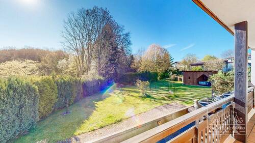 1. OG - Balkon mit Blick in den Garten - 