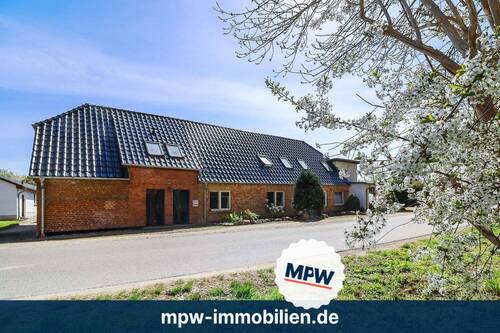 Hausansicht - Zwischen Strandkorb & Garten: Ihr neues Zuhause in Boltenhagen