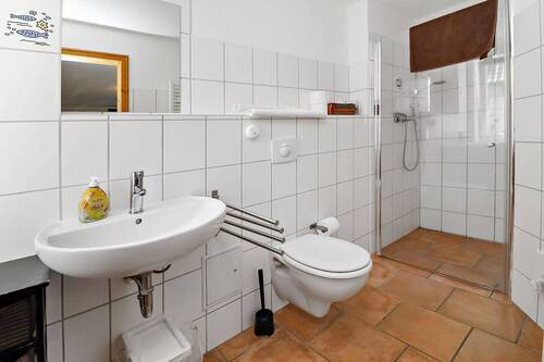 Badezimmer - Etagenwohnung mit 47,60 m&sup2; in Ostseebad Boltenhagen zum Kaufen