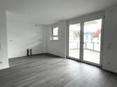 Küche mit Zugang zu Balkon - 4 Zimmer Etagenwohnung in Böblingen