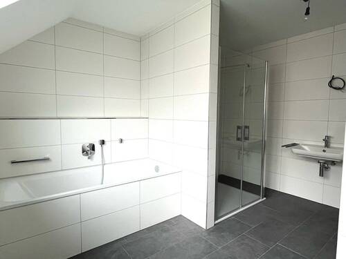 Badezimmer 1 - 