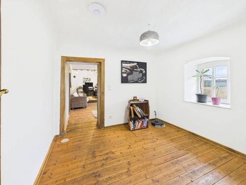 CAM04517G0-PR0004-STILL022.jpg - 