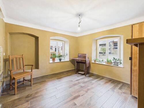 CAM04517G0-PR0004-STILL001.jpg - 7 Zimmer Einfamilienhaus zum Kaufen in Idenheim