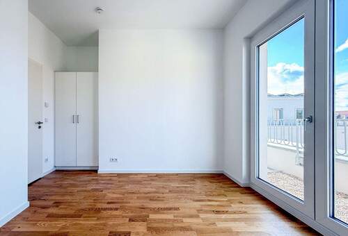 Schlafzimmer - 3 Zimmer Etagenwohnung zum Kaufen in Berlin