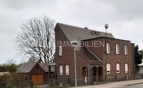 Ansicht - Einfamilienhaus in Großräschen - 174.900,00&nbsp;EUR Kaufpreis, ca.&nbsp; 222,30&nbsp;m&sup2;&nbsp;Wohnfl&auml;che