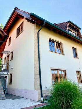 Haus Rückansicht - 6 Zimmer Einfamilienhaus zum Kaufen in Höchstadt a.d.Aisch