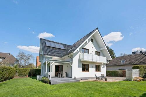 Bild 1 - Autark & effizient - Hochwertiges Passivhaus mit intelligenter Energietechnik