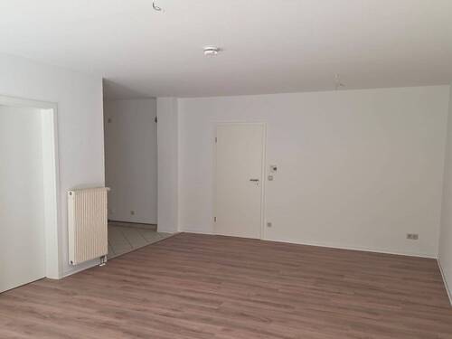 Wohnzimmer-Küche - Terrassenwohnung mit 68,00 m&sup2; in Eisenach zur Miete