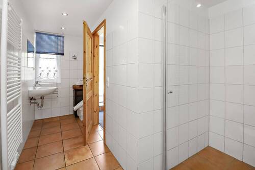 Bad 1 - 4 Zimmer Etagenwohnung in Ostseebad Boltenhagen