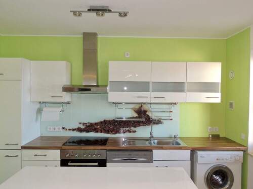 Die liebevoll gestaltete Küche... - 