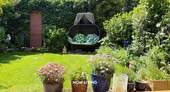 Garten im Sommer - 