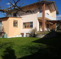 Gepflegtes, helles Einfamilienhaus mit großem Garten - Anbau, Vollkeller, Carport (2 Stpl.) - Burglengenfeld