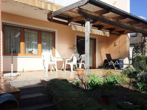 Blick auf Terrasse v. Süden - 