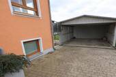 Einfahrt, Carport, Anbau - 