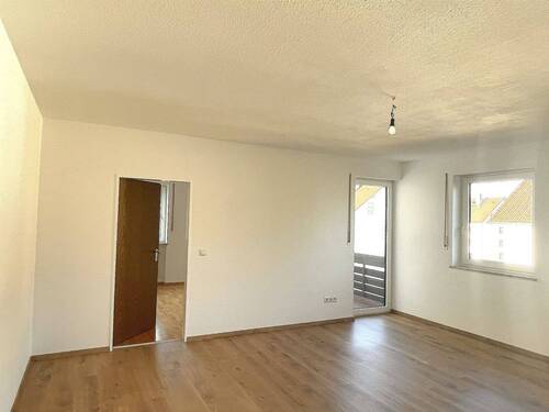 Wohnzimmer, Zugang zum Schlafzimmer - 