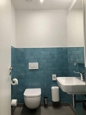 Damen-WC-Raum - 