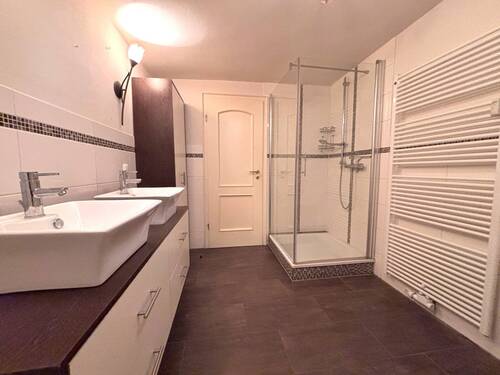 Obergeschoss - Bad - 