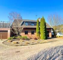 Zweiparteienhaus mit Garten und Doppelgarage in Neuenhaus