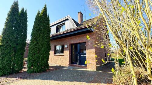 Bild 2 - 6 Zimmer Mehrfamilienhaus, Wohnhaus zum Kaufen in Neuenhaus