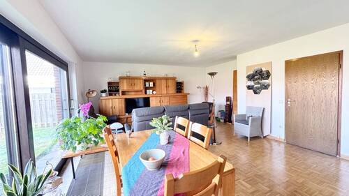 Bild 3 - 6 Zimmer Mehrfamilienhaus, Wohnhaus in Neuenhaus