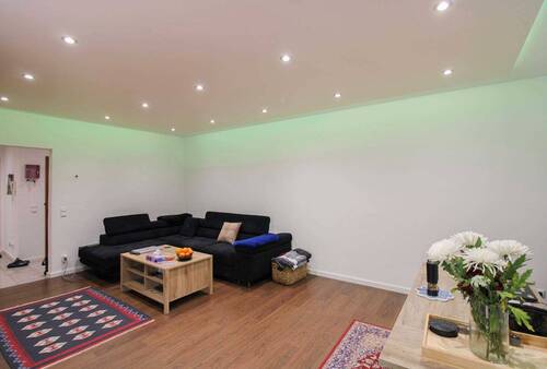 Wohnzimmer - 2 Zimmer Etagenwohnung zum Kaufen in Marburg