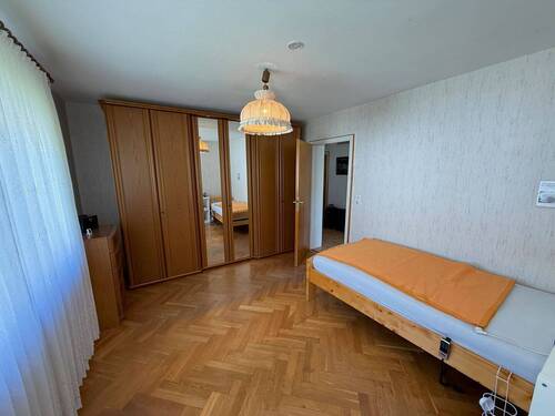 Schlafzimmer EG - 