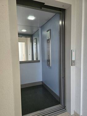 Aufzug 2 - 