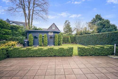 Terrasse - 7 Zimmer Mehrfamilienhaus, Wohnhaus in Hamburg