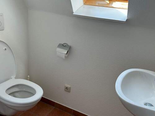 .. zweites WC ! - 5 Zimmer Mehrfamilienhaus, Wohnhaus in Mainbernheim