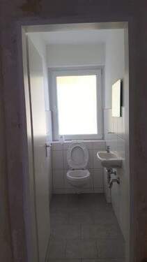 WC - 