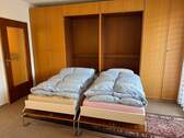 Wohn- und Schlafzimmer - 