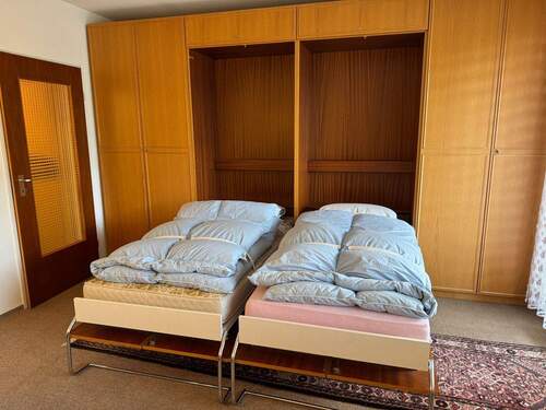 Wohn- und Schlafzimmer - 