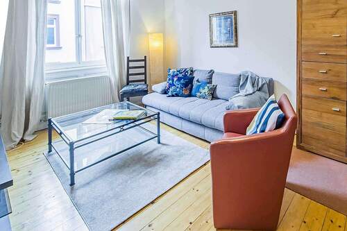 Wohnen - 2 Zimmer Etagenwohnung zur Miete in Frankfurt am Main