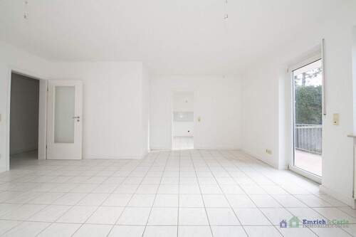 Wohnzimmer - 2 Zimmer Etagenwohnung zum Kaufen in Saulheim