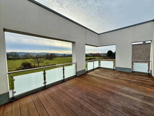 Dachterrasse - 111 Quadratmeter auf höchstem Niveau mit großer Dachterrasse!!!