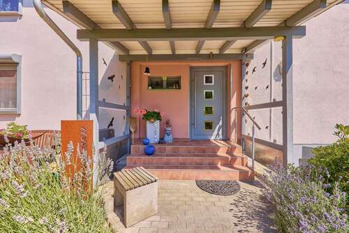 Hauseingang - 8 Zimmer Mehrfamilienhaus, Wohnhaus in Bobenheim am Berg