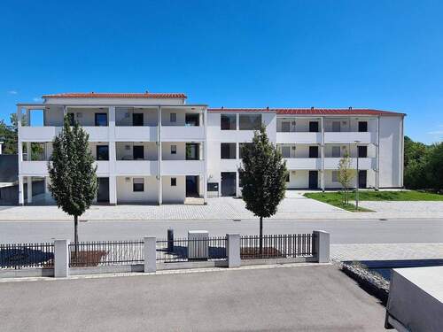 Hausansicht - Vermietung oder Selbstnutzung? 2-Zi und 3-Zi Neubau Wohnungen Freyung Stadtmitte