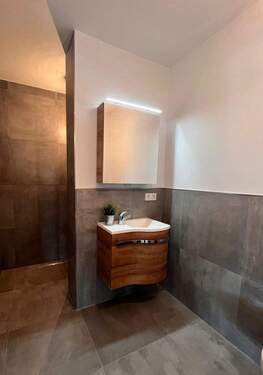 Duschbad - 3 Zimmer Etagenwohnung in Mühlstetten Röttenbach