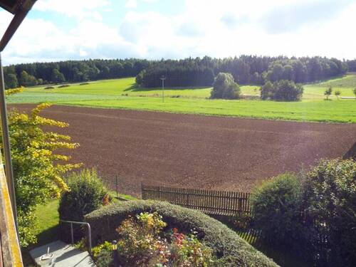 Bild 1 - Ihr Logenplatz in die Natur - Großes EFH mit 7 Zi. in Top Lage