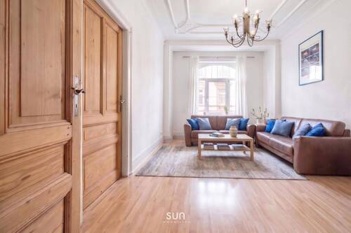 WOHNZIMMER - 4 Zimmer Etagenwohnung zum Kaufen in Frankfurt am Main