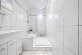 TAGESLICHTBADEZIMMER - 