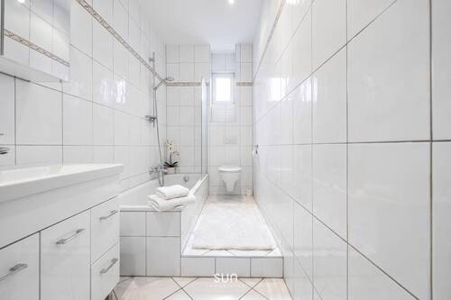TAGESLICHTBADEZIMMER - 